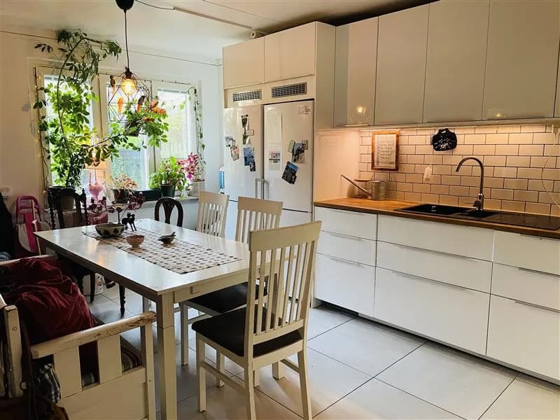 Hyreslägenhet på Dalgränd i Enskededalen