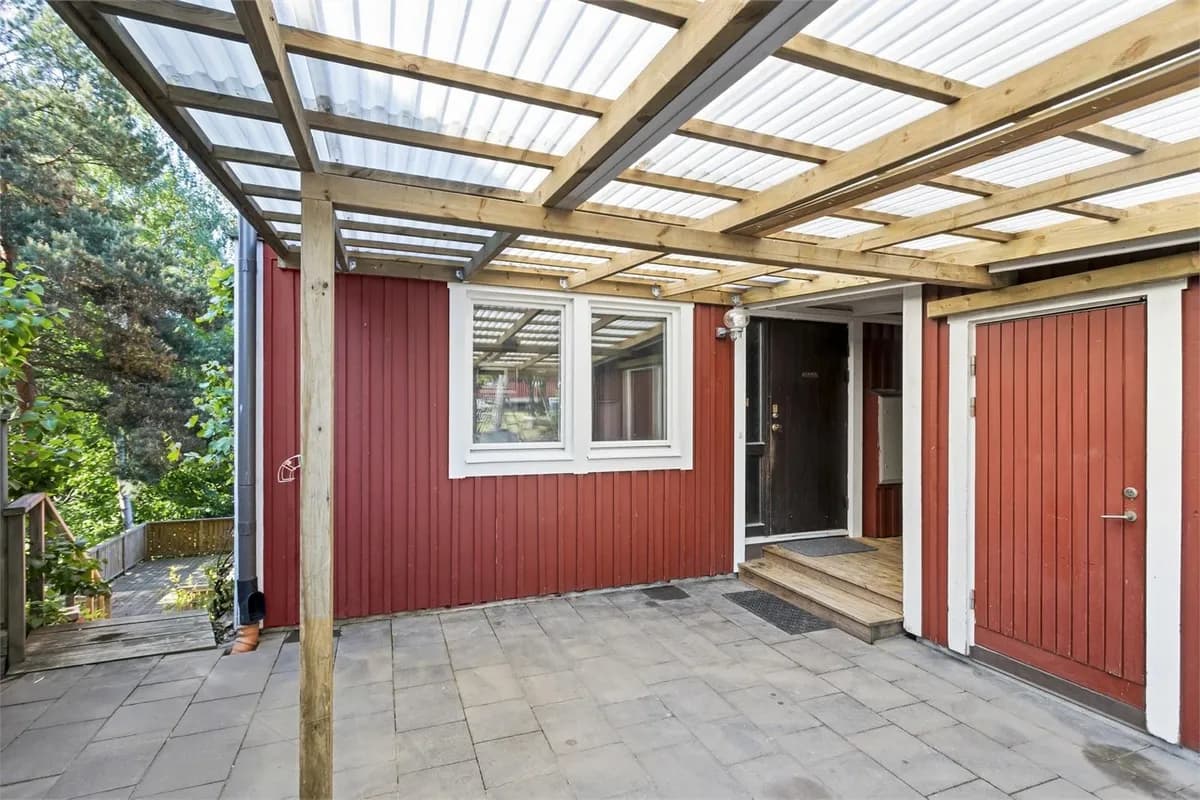 Radhus på Tumba torg i Tumba