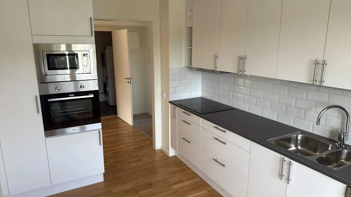 Hyreslägenhet på Upplands väsby i upplands-vasby