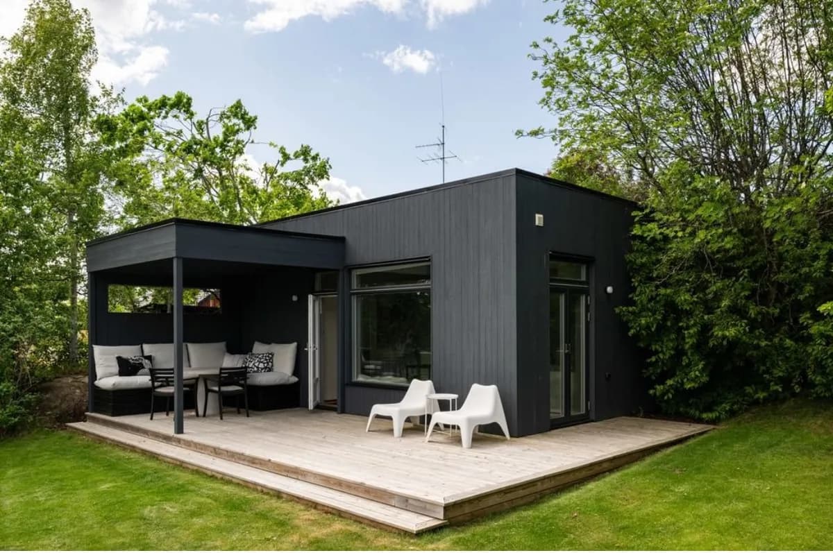 Stuga på Stråkvägen i Täby