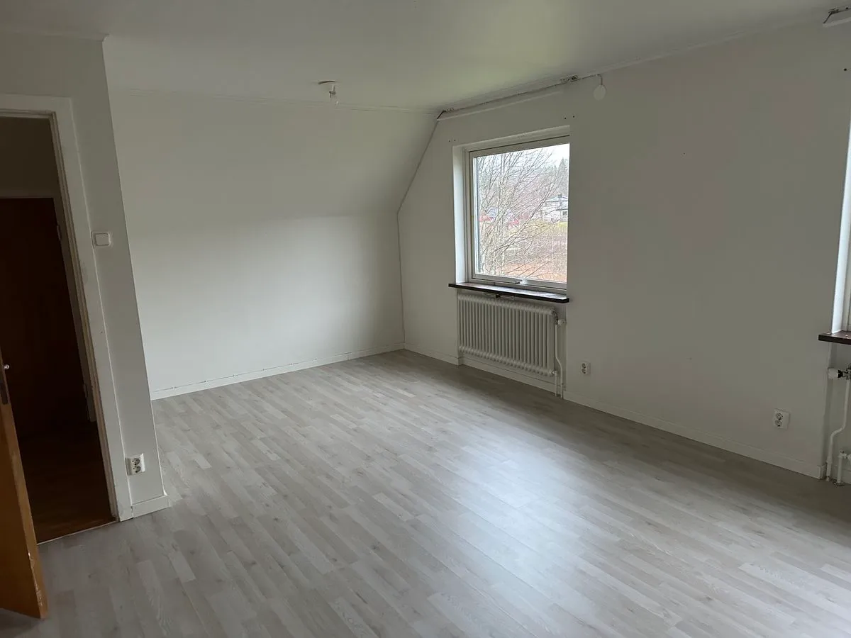 Hyreslägenhet på Hotellvägen i Älvsered