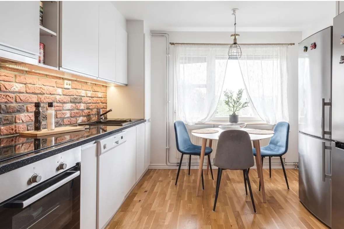 Lägenhet på Glädjevägen i Hässelby