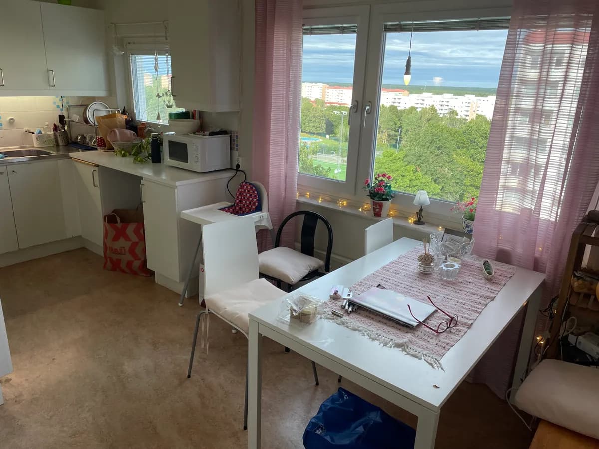 Hyreslägenhet på Brandbergen i brandbergen