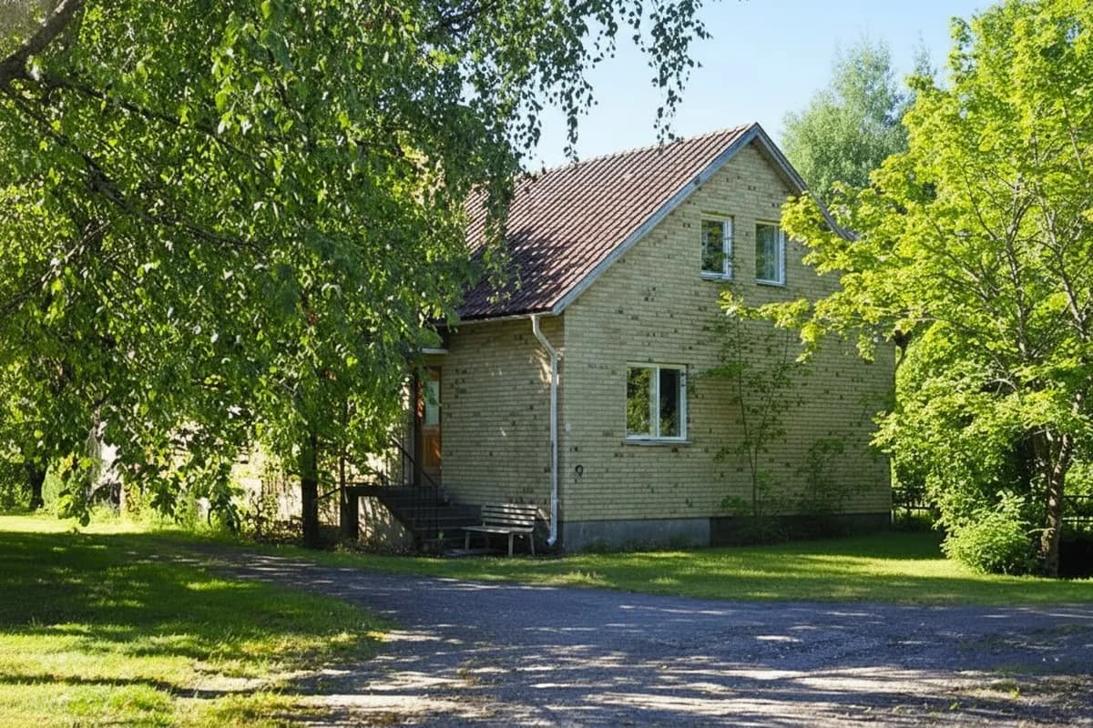 Hyreslägenhet på Prominentvägen i Fellingsbro