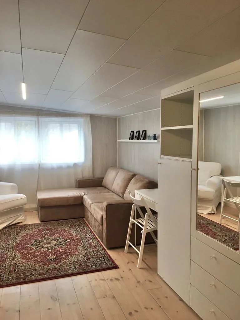 Hyreslägenhet på Kolartorpsvägen i Segeltorp