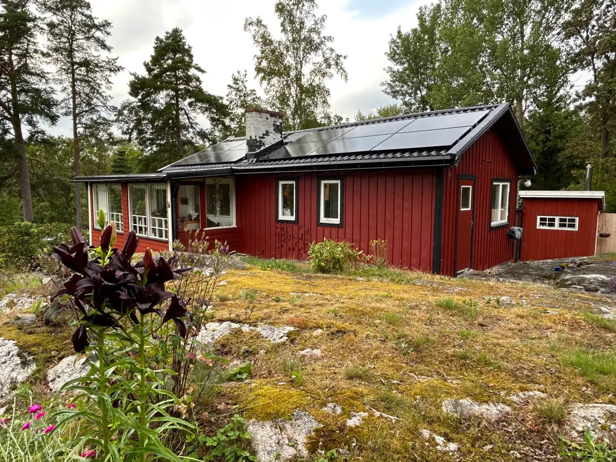 Stuga på Tjäderstigen i Edsbro