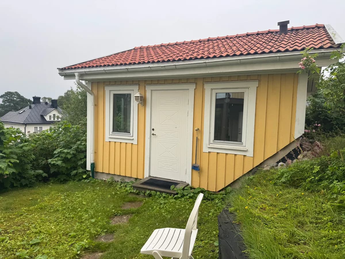 Stuga på Norrbacken i Täby