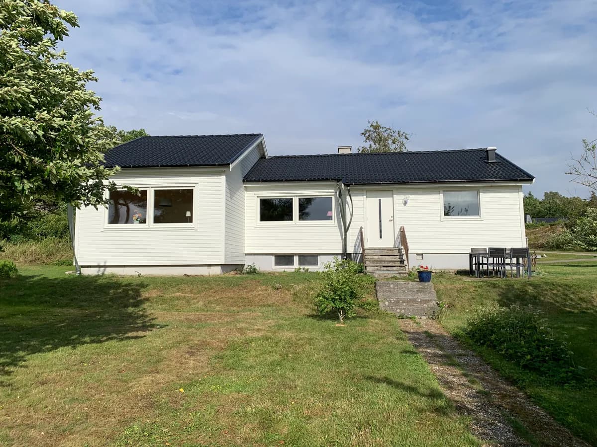 Hyresbostad på Ölmevallavägen i Åsa