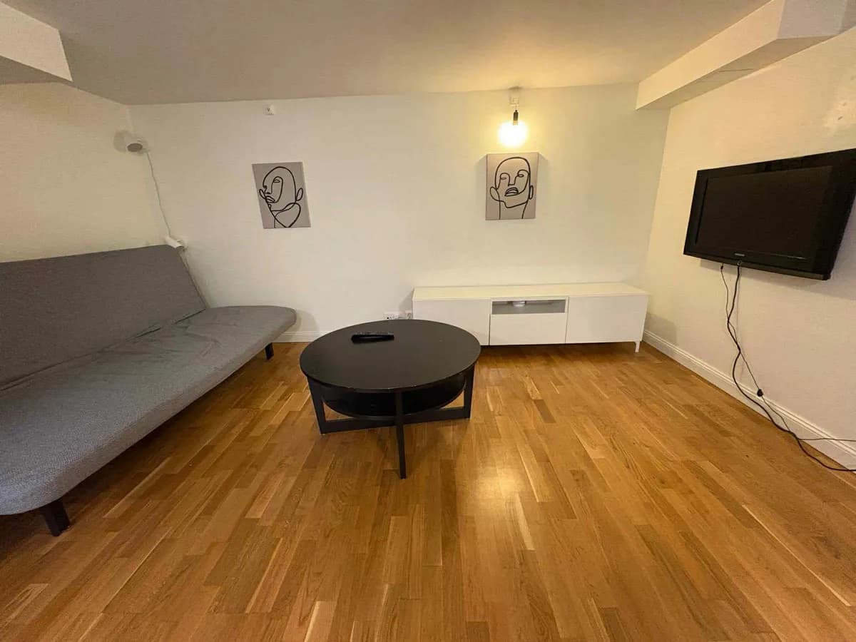 Hyreslägenhet på Enskede i enskede