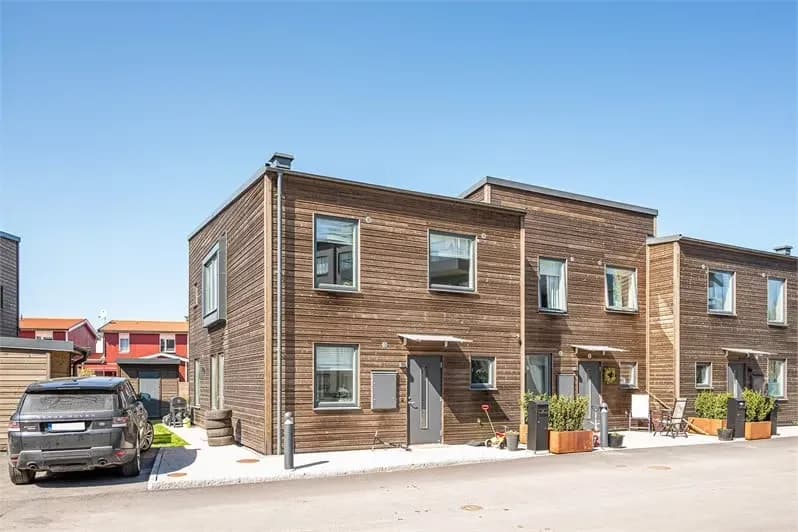 Hus på Zetterlundsslingan i Vallentuna