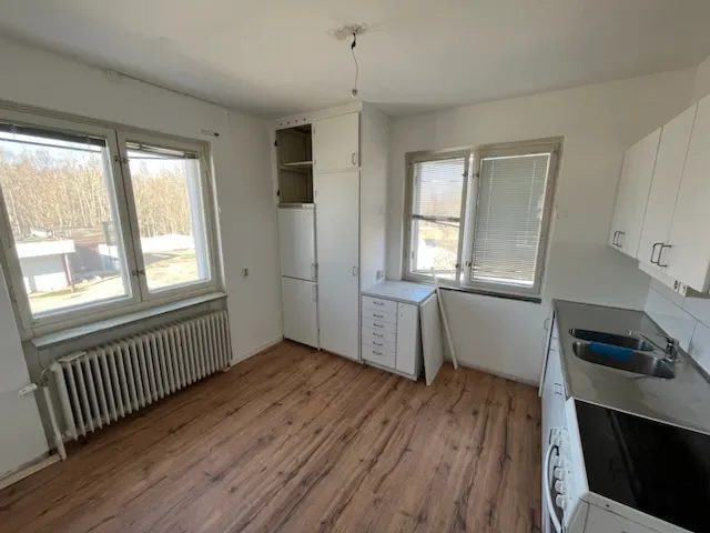 Hyreslägenhet på Bruksvägen i Utansjö