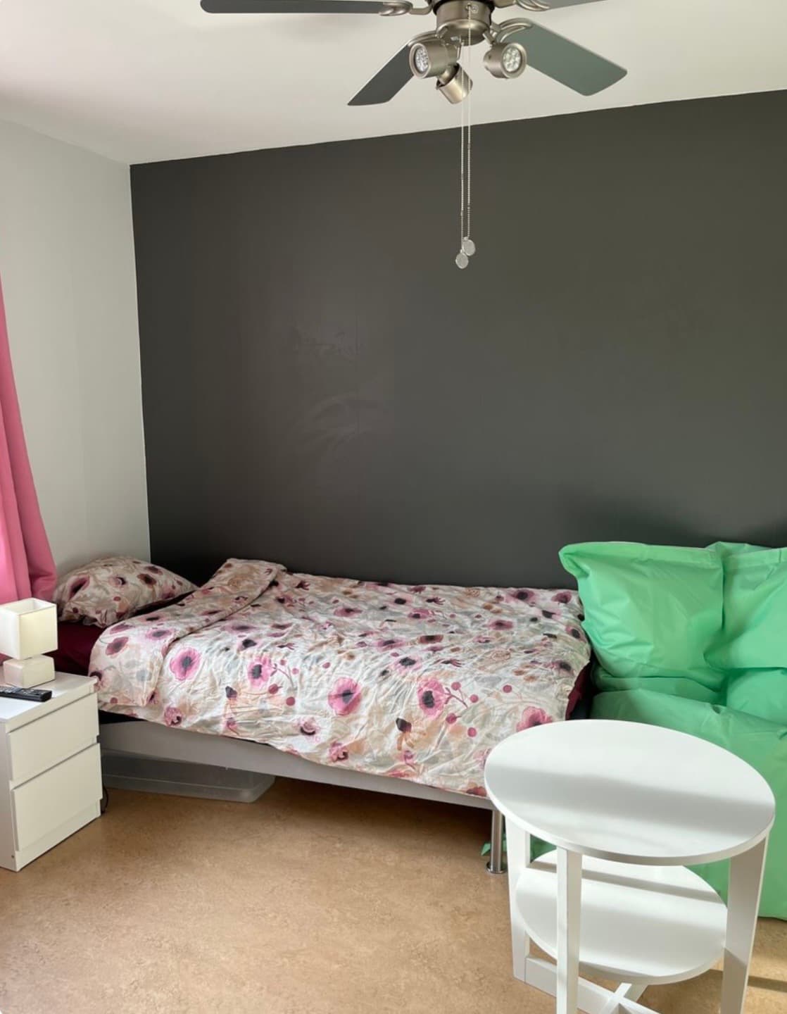 Lägenhet på Fredrika Bremers gata i Hägersten