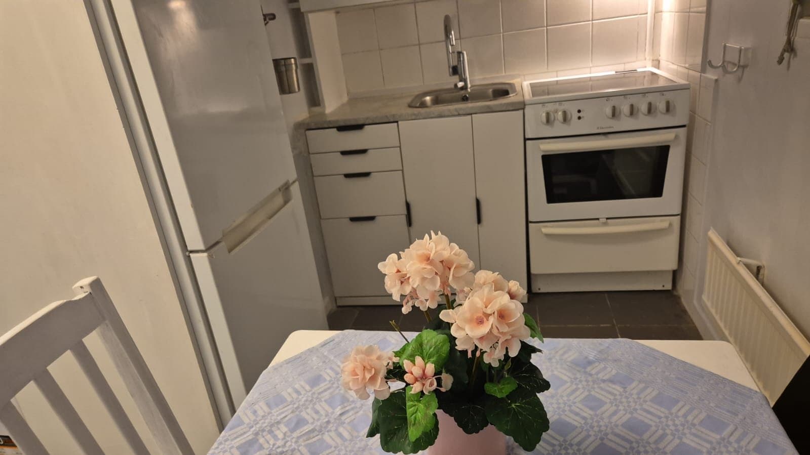 Hyreslägenhet på Handen i handen