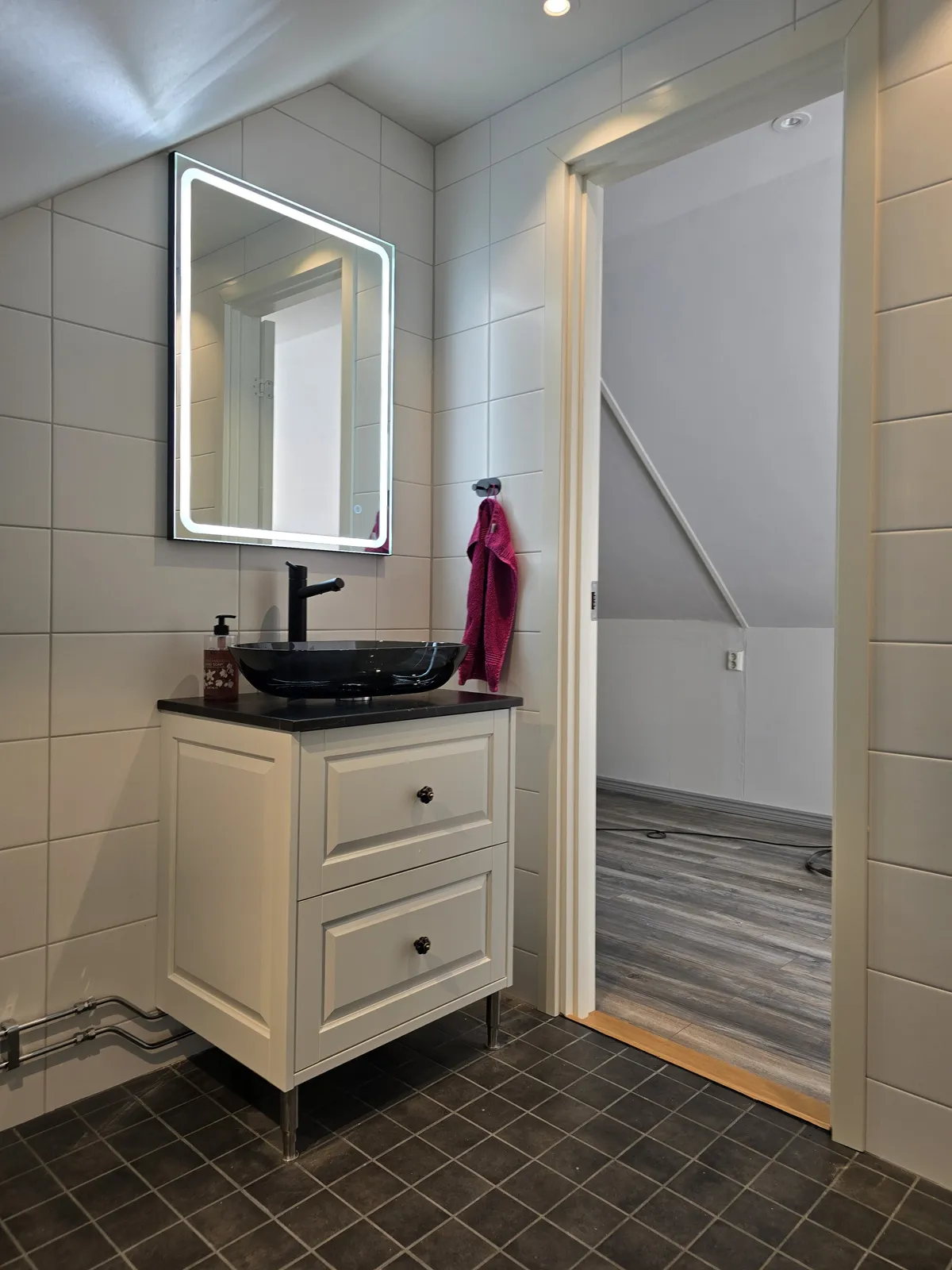 Hus på Anna Marias väg i Handen