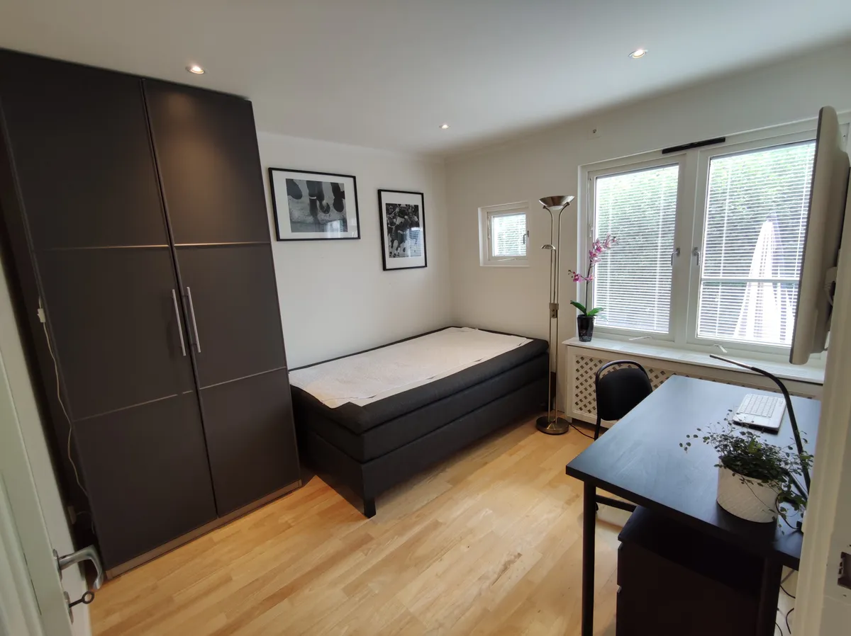 Radhus på Själlandsgatan i Kista