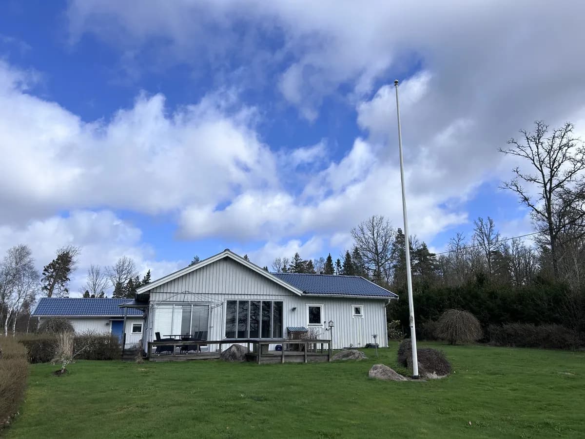 Hus på Skärvenäs i Tvärred