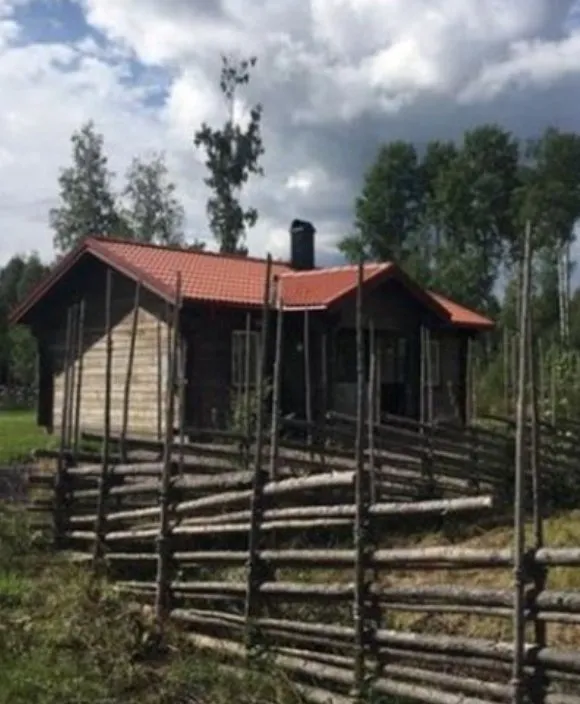 Stuga på Lindanvägen i Sollerön