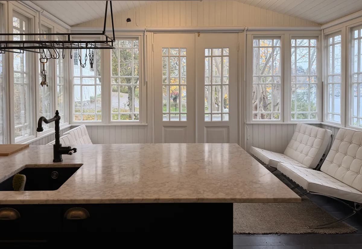 Stuga på Allévägen i Saltsjö-boo