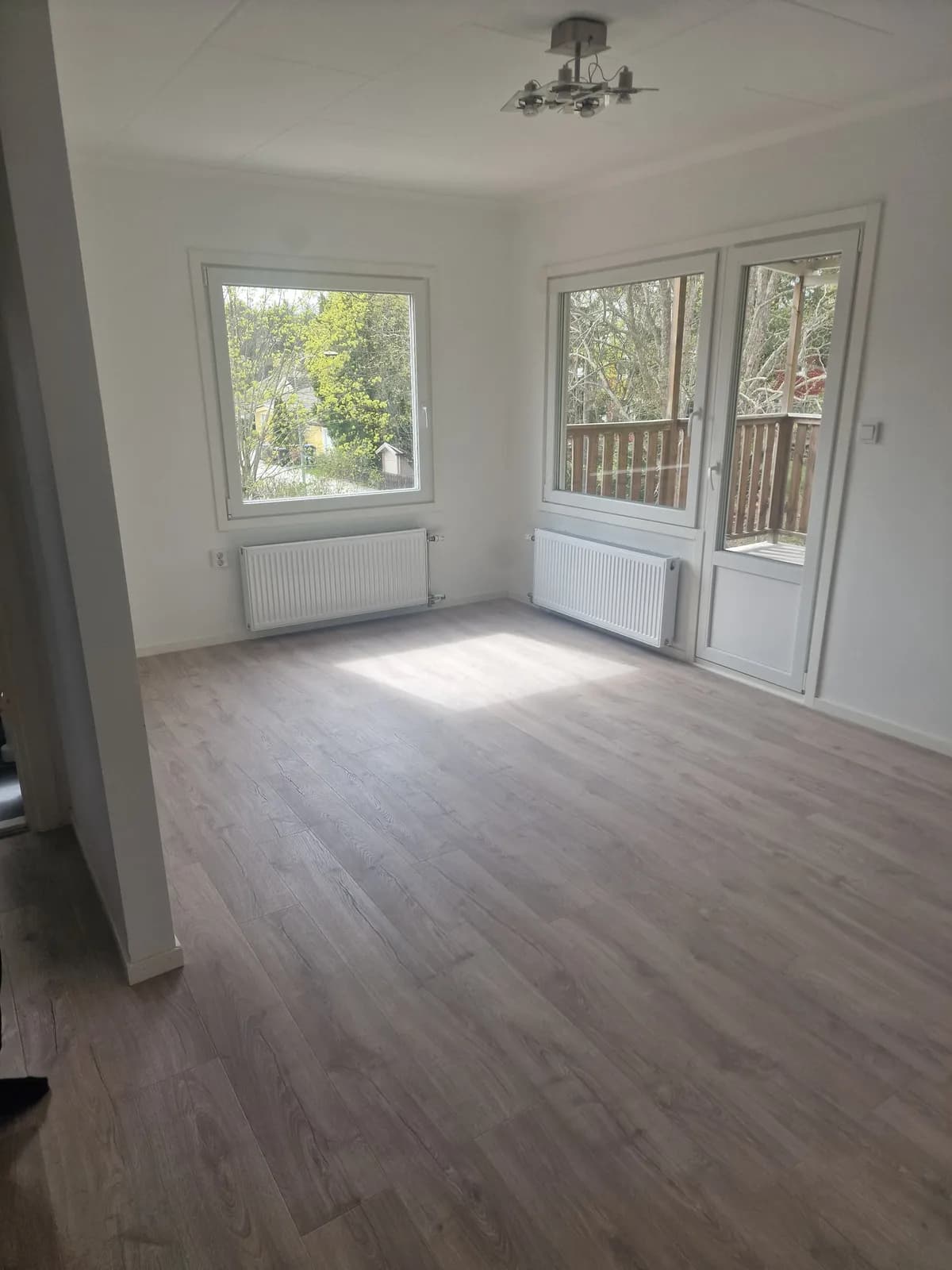 Hus på Åvavägen i Täby