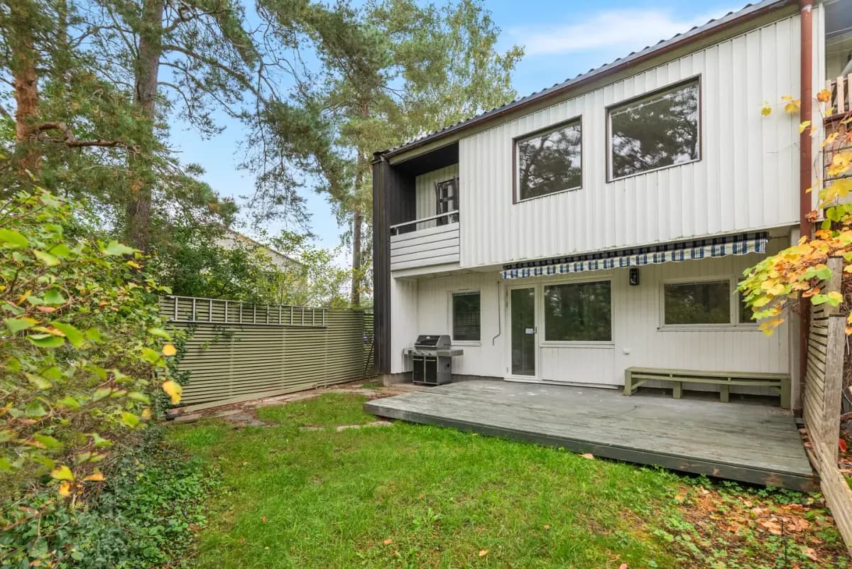 Hyresbostad på Hässelby i hasselby