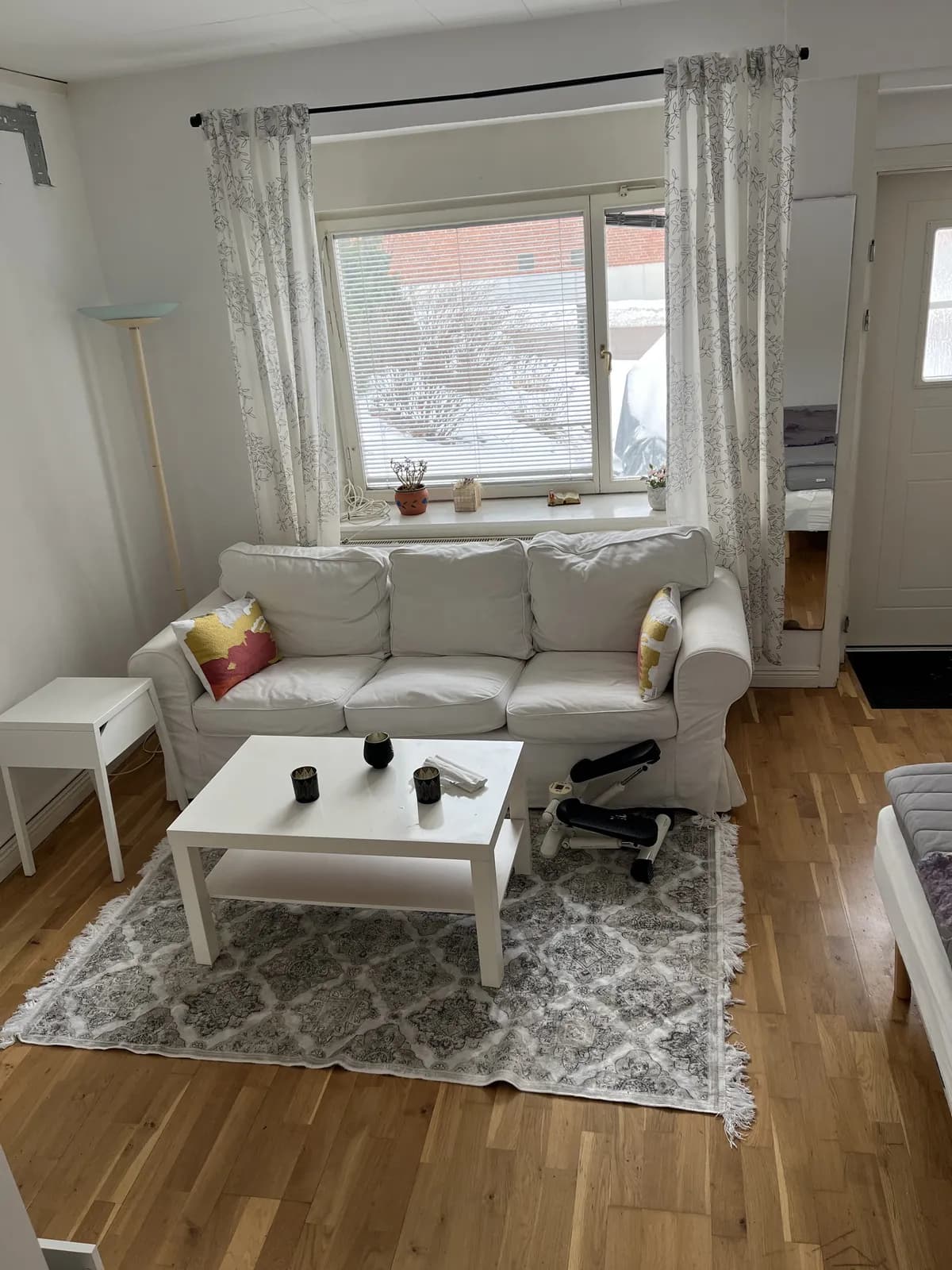 Hyreslägenhet på Segeltorp i segeltorp