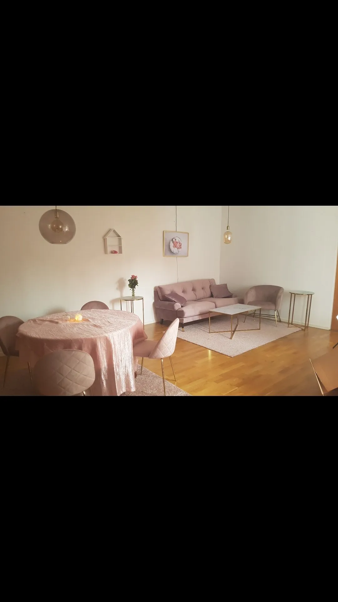 Hus på Tuve torg i Göteborg