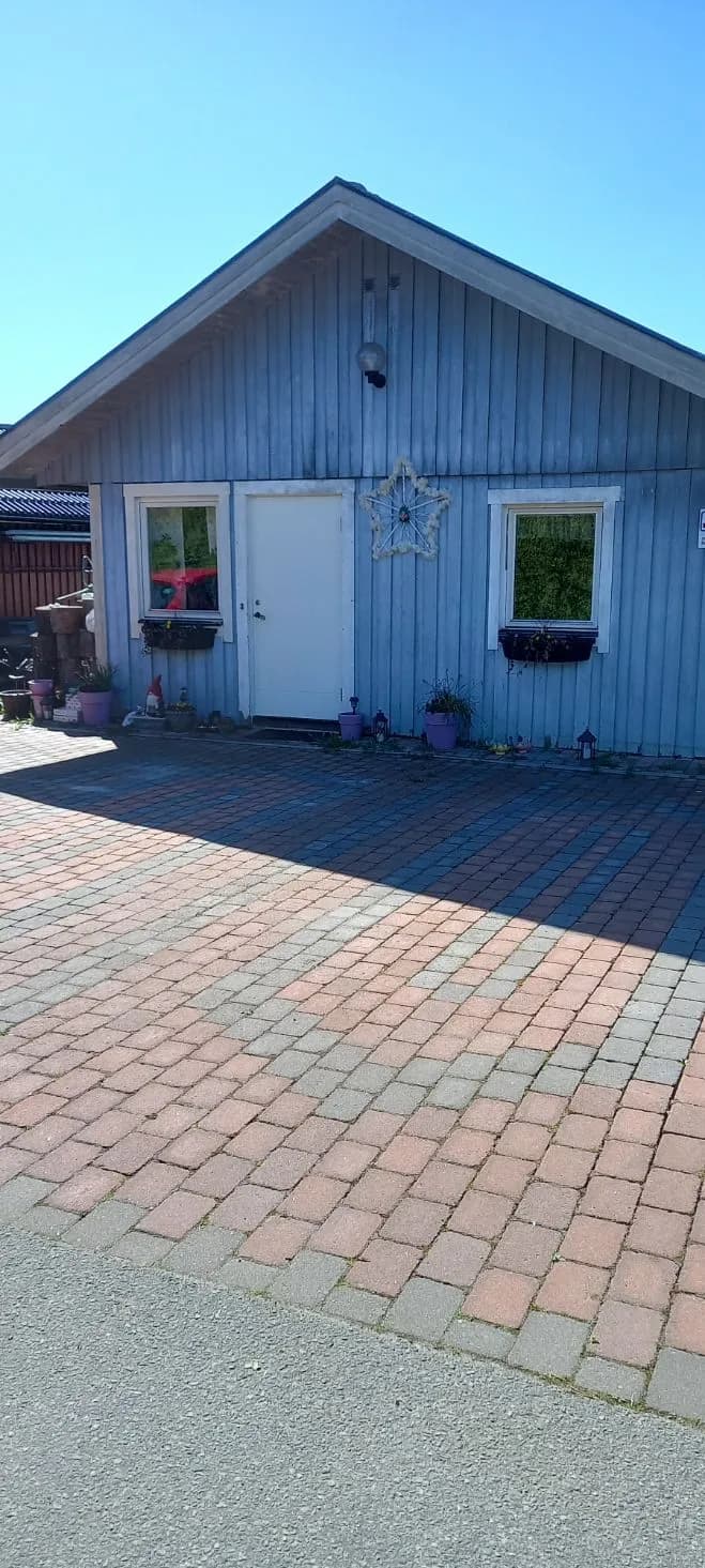 Stuga på Bryggerivägen i Rävlanda