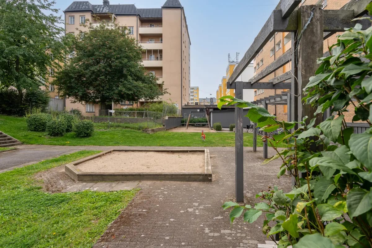 Property image 11