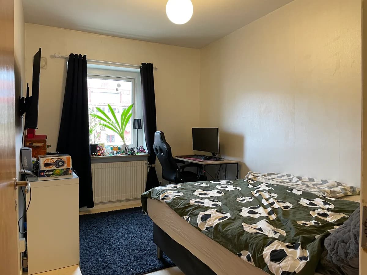 Property image 8