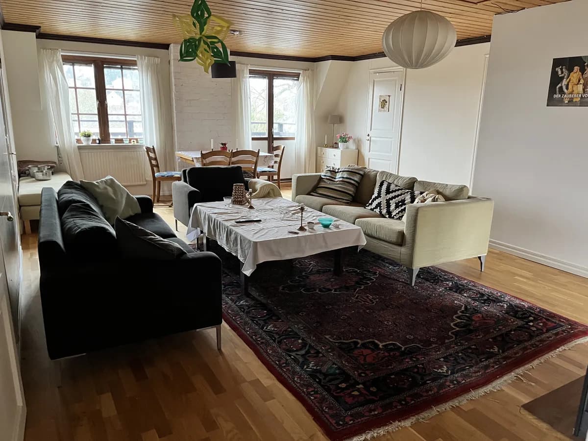 Rum på Tallåsvägen i Spånga