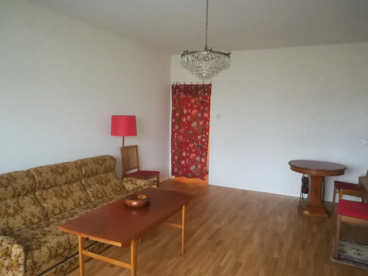 Hyreslägenhet på Årsta i arsta