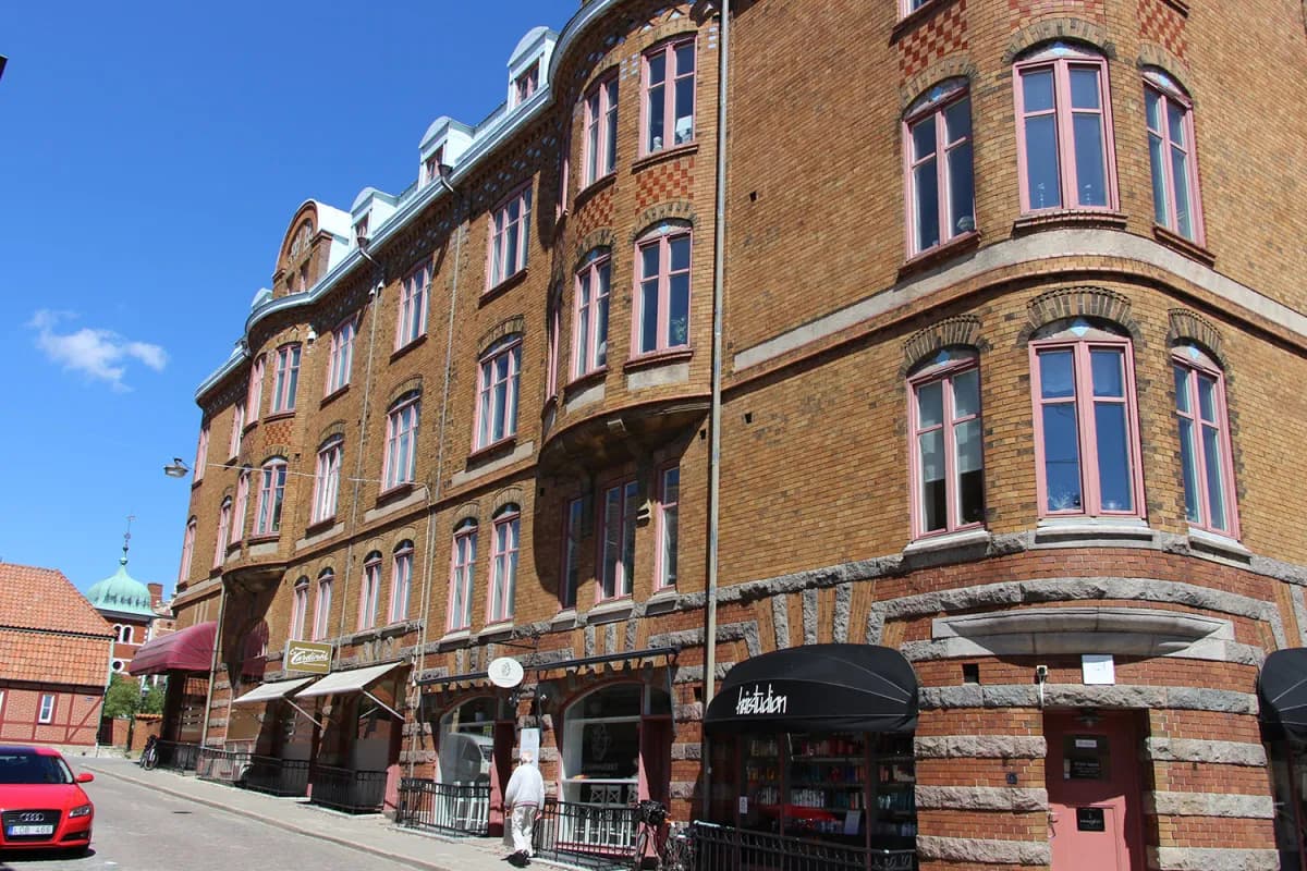 Property image 8