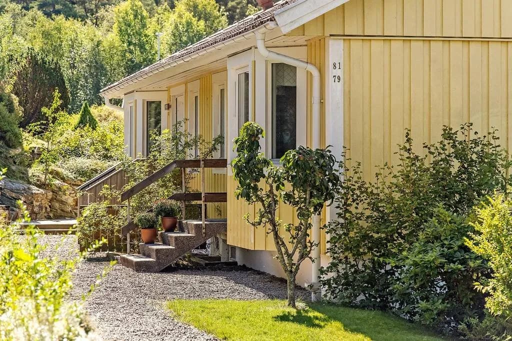 Parhus på Rönnvägen i Sjövik