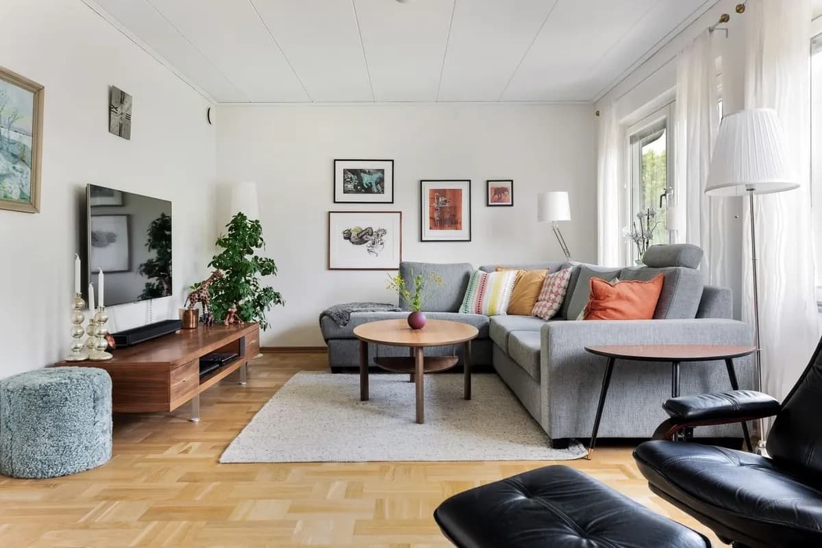 Radhus på Fiskmåsvägen i Farsta