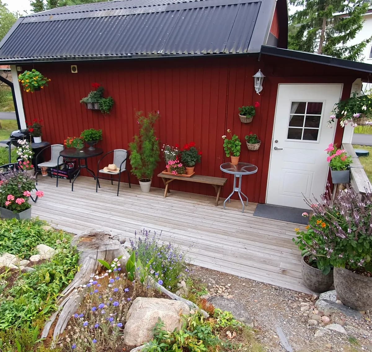 Stuga på Åsastigen i Saltsjö-boo