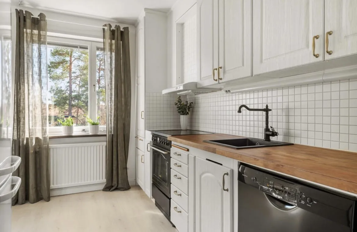 Hyreslägenhet på Hallstavik i hallstavik