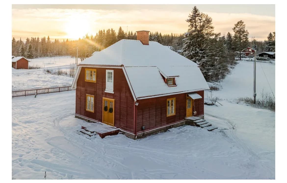 Hus på Vasaloppsvägen i Älvdalen