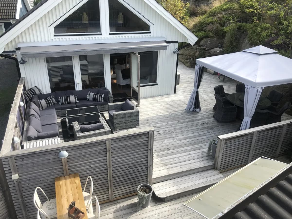 Hus på Byvägen i Stråvalla