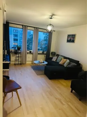 Hyreslägenhet på Farsta i farsta