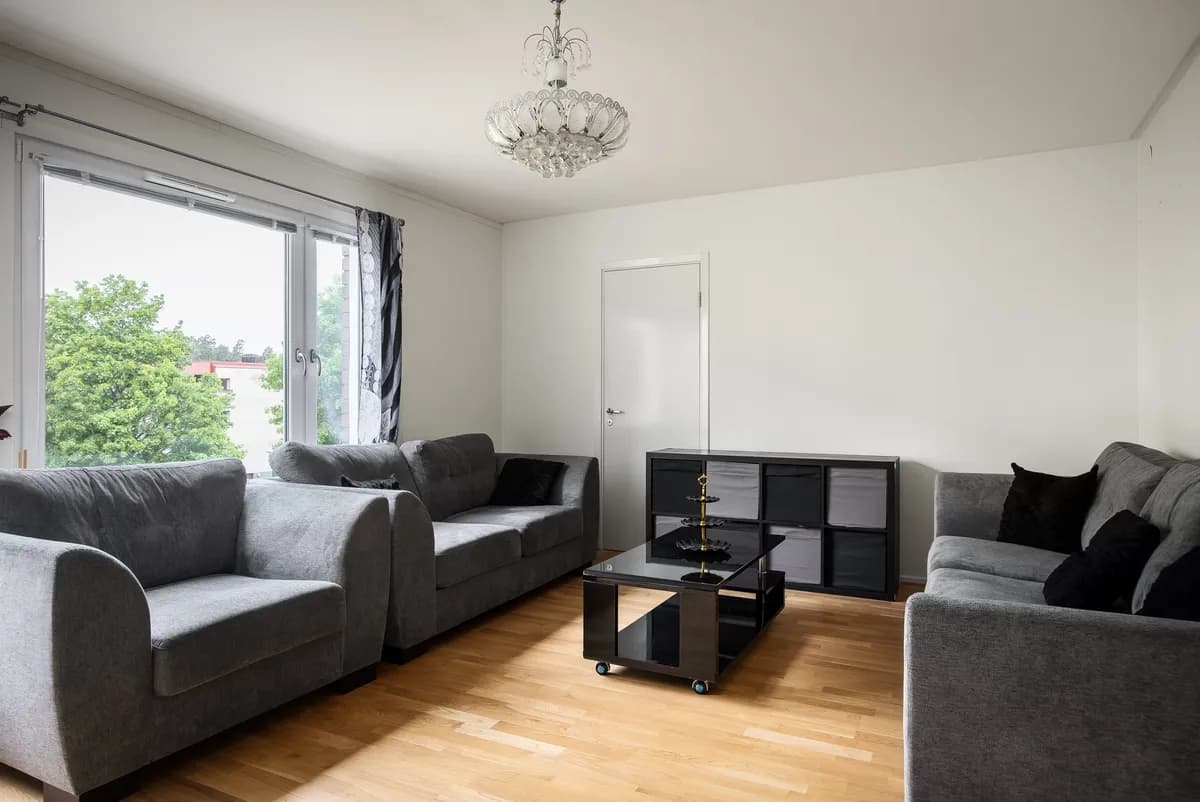 Hyreslägenhet på Skärholmen i skarholmen