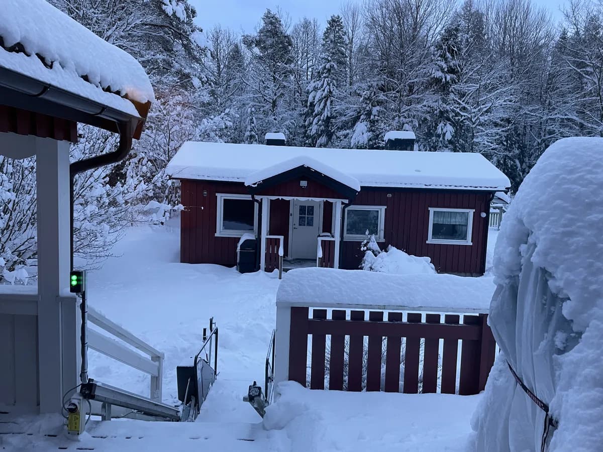 Stuga på Mollsjönäsvägen i Nödinge