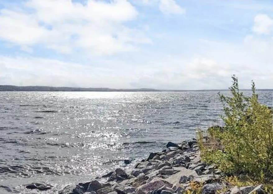 Stuga på Södra Kärrvägen i Stavsnäs