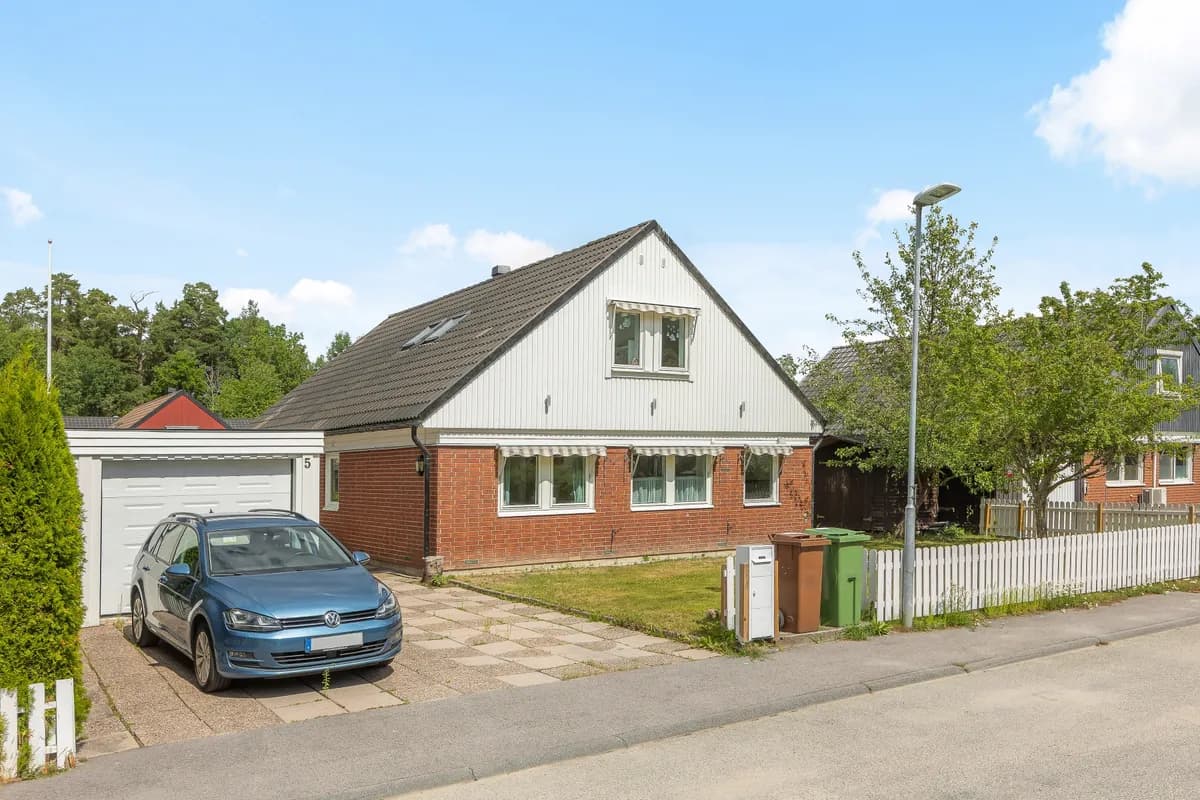 Hus på Betesvägen i Tumba