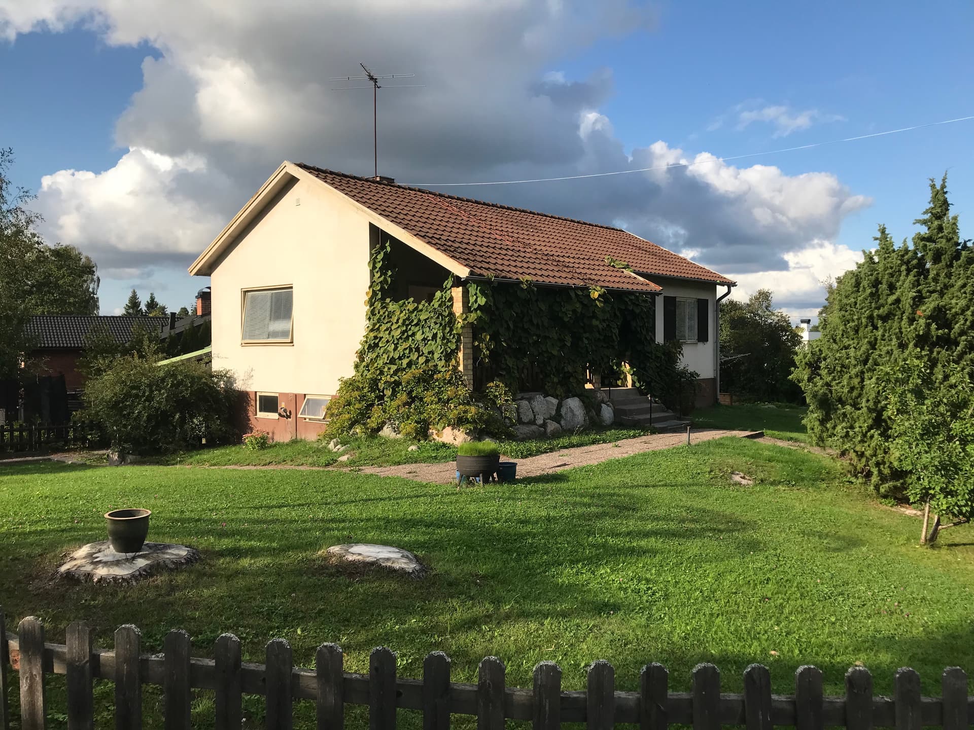 Hus på Nävervägen i Täby