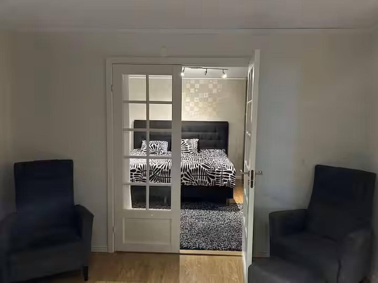 Hus på Hästskovägen i Fellingsbro