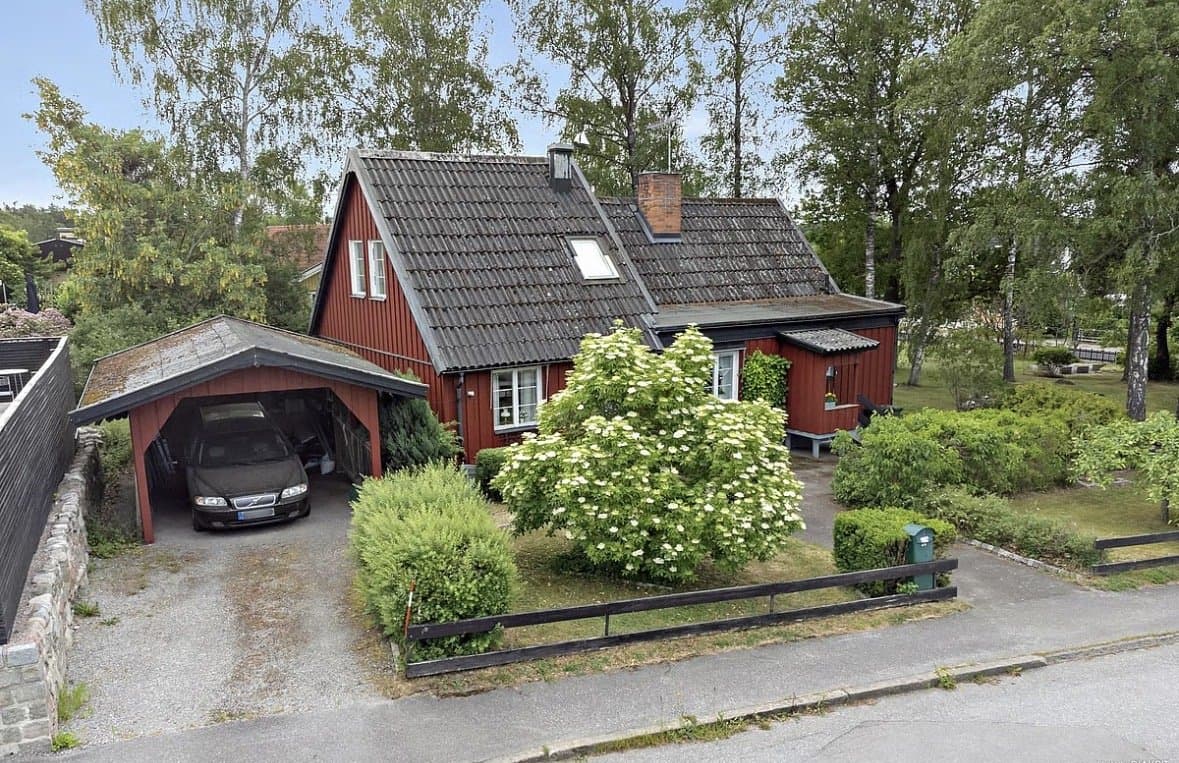 Hus på Påskvägen i Järfälla