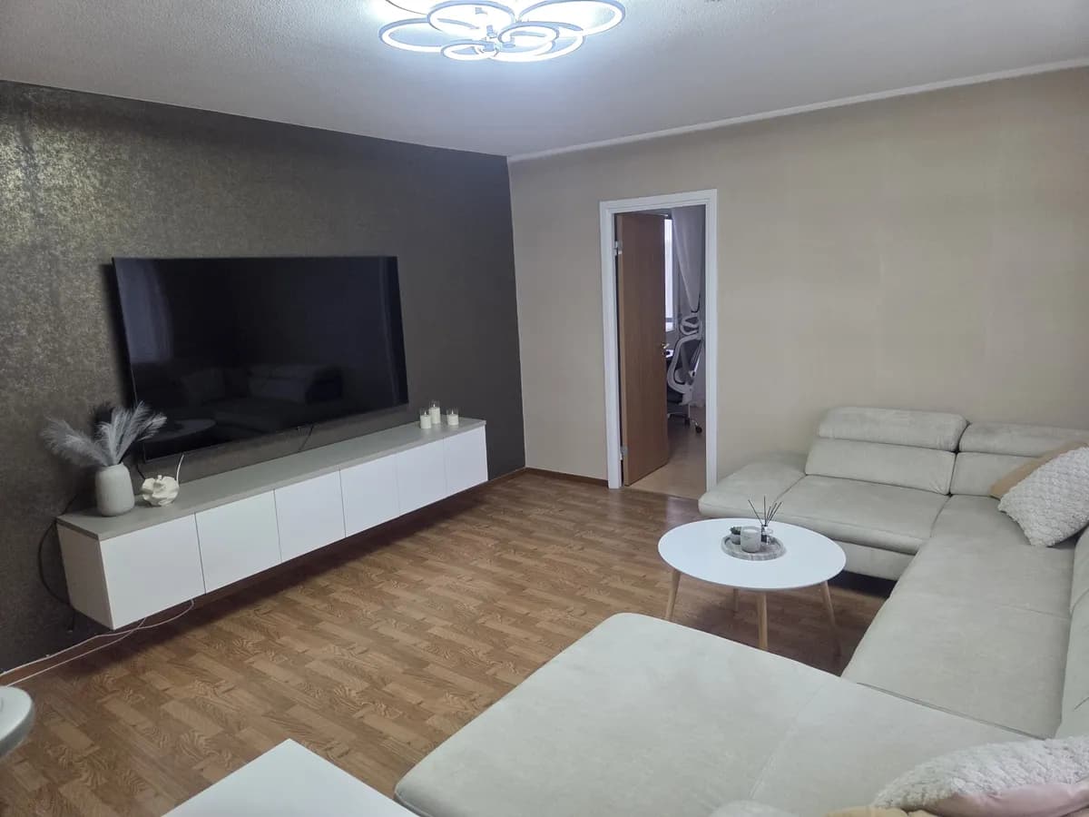 Hyreslägenhet på Kungsängen i kungsangen