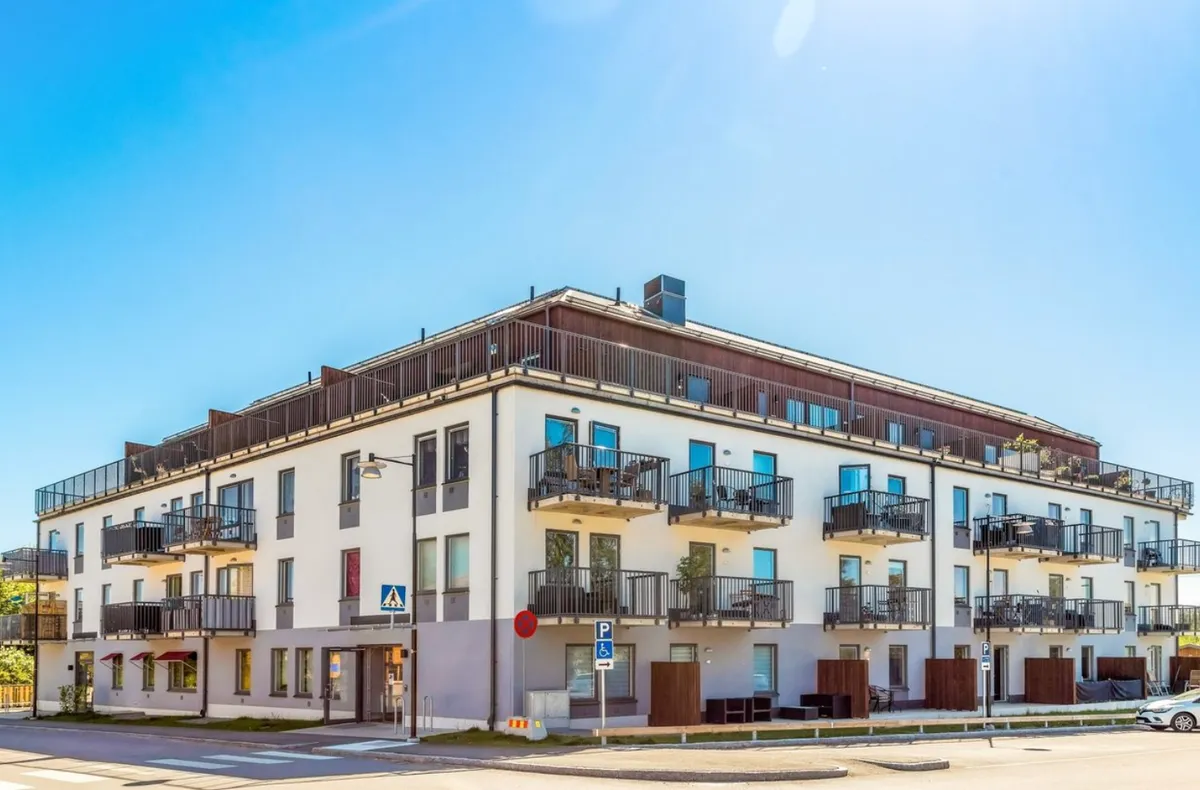 Hyreslägenhet på Bro i bro