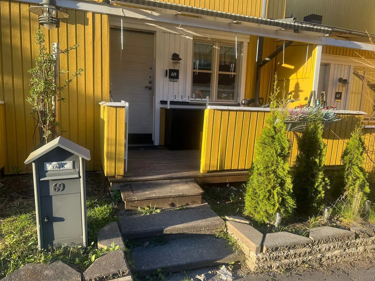 Radhus på Imatragatan i Kista