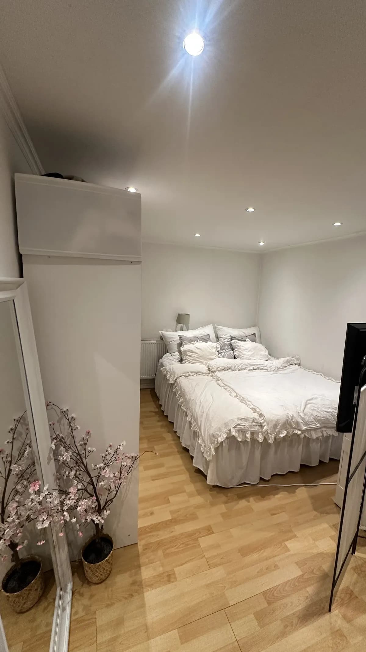 Hus på Alpvägen i Järfälla